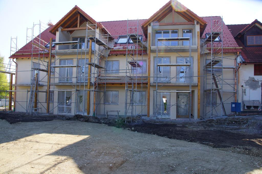 Gasthaus Und Landhotel Wiedmann Eresing Exterior photo
